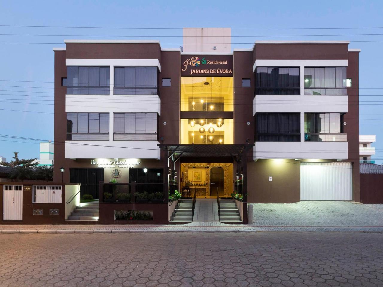 Apartamento Economico Para 4 Pessoas Em Bombinhas Bagian luar foto