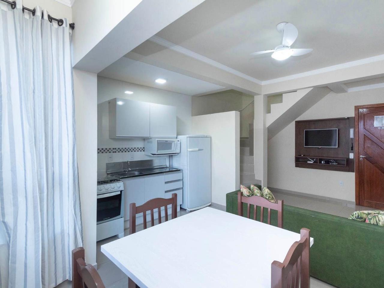 Apartamento Economico Para 4 Pessoas Em Bombinhas Bagian luar foto